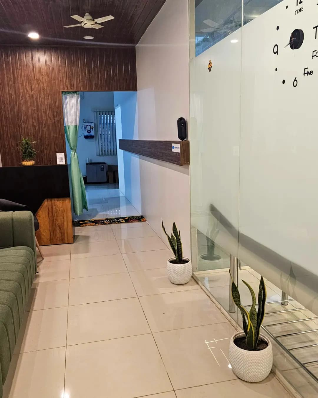 Premium physiotherapy clinic waiting room, Sharada Nagar